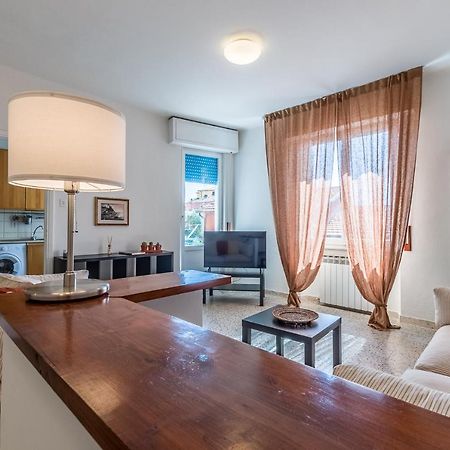 Sunshine House Lerici Apartamento Exterior foto